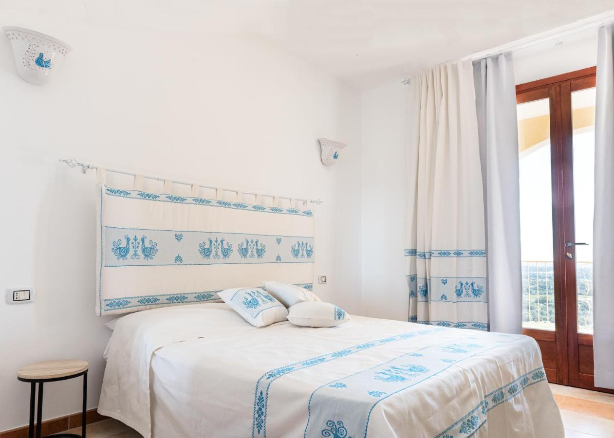 Ferienwohnung La Pavoncella Pula Exterior foto