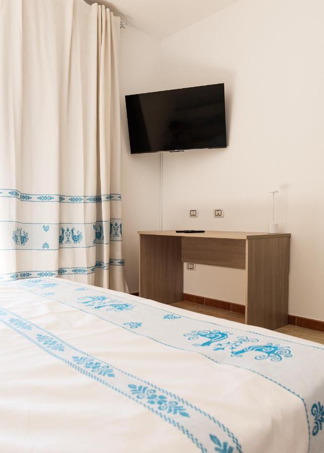 Ferienwohnung La Pavoncella Pula Exterior foto