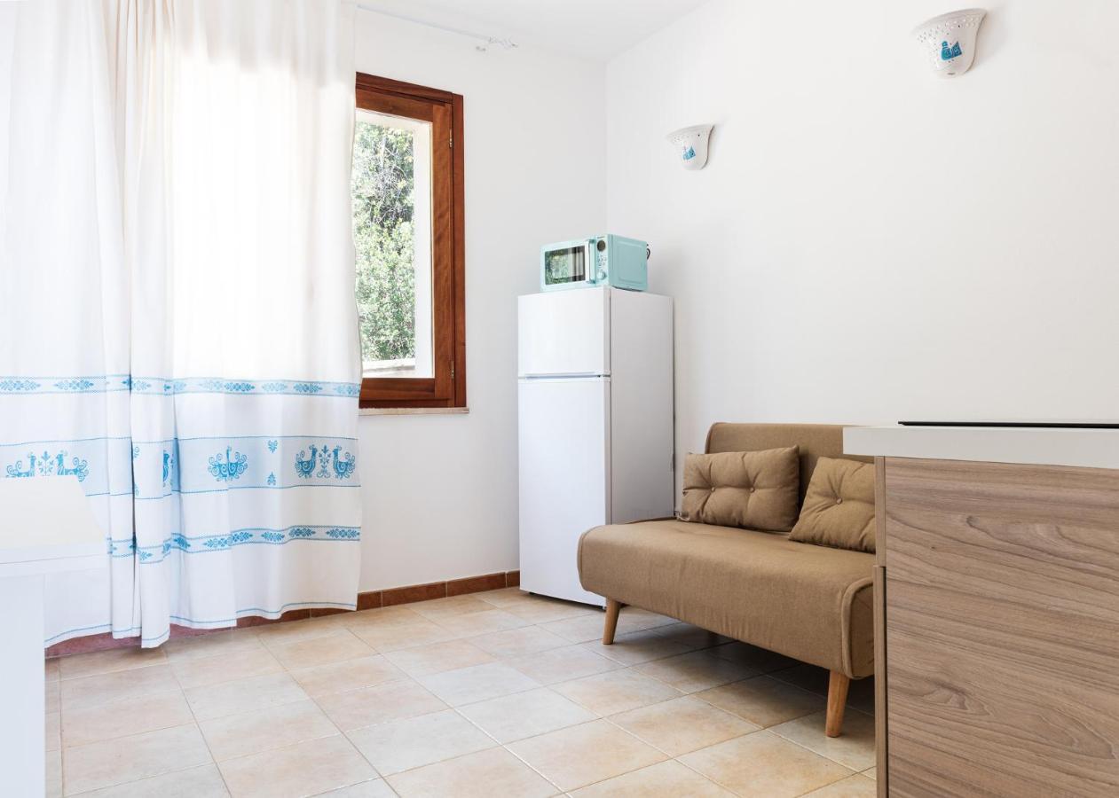 Ferienwohnung La Pavoncella Pula Exterior foto